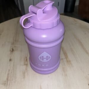 HYDROJUG hydro jug 73oz Water Bottle Half Gallon Lilac Purple Lavender Haze EUC